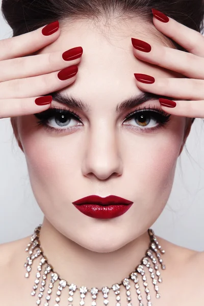 Lipstick and manicure — Stock Photo, Image