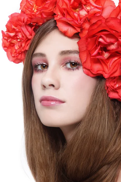 Chica en diadema floral —  Fotos de Stock