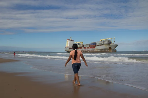 Frachtschiff — Stockfoto