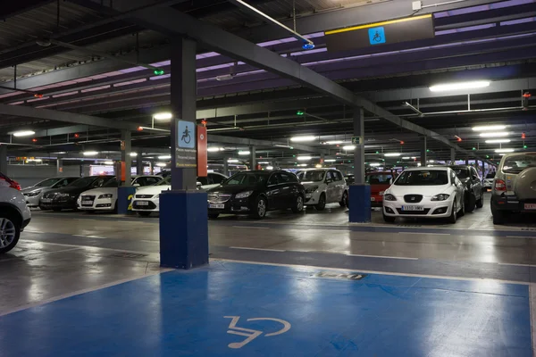 Parkeergarage — Stockfoto