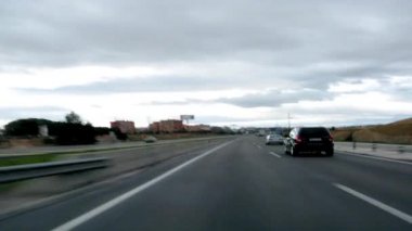 Yine de şehir, zaman atlamalı hızlandırmak