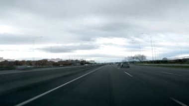 Yine de şehir, zaman atlamalı hızlandırmak