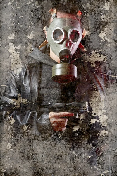 Artistic portrait with textured background, man armed with gas m — Stock Photo, Image