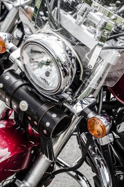 closeup büyük krom motosiklet motoru, parlak krom kaplama