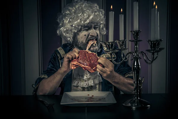 食事の現代王子. — ストック写真
