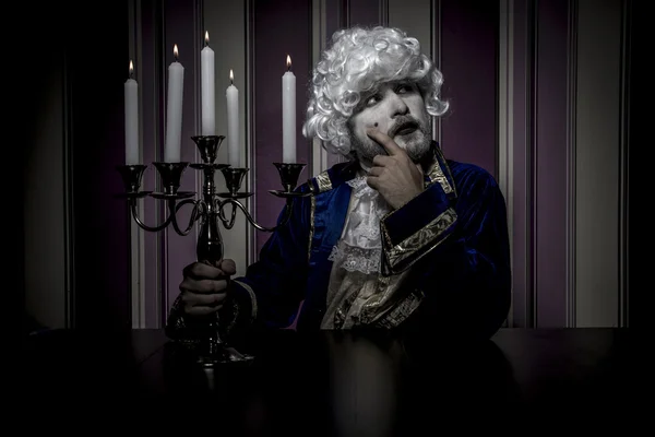 Vintage, man dressed in rococo style — Stock Photo, Image