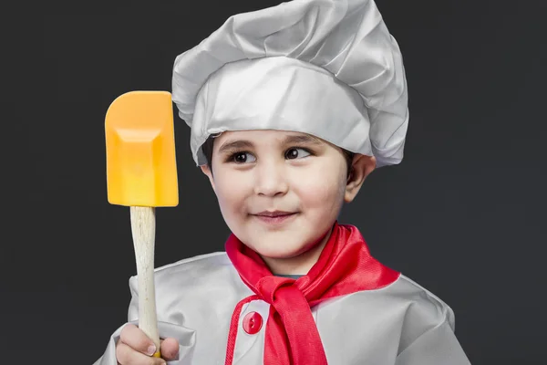 Kleine jongen bereiden van gezond voedsel — Stockfoto