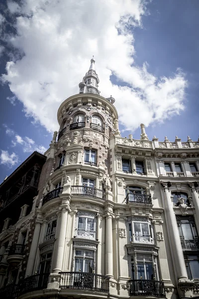 Bancos en Madrid, España — Foto de Stock