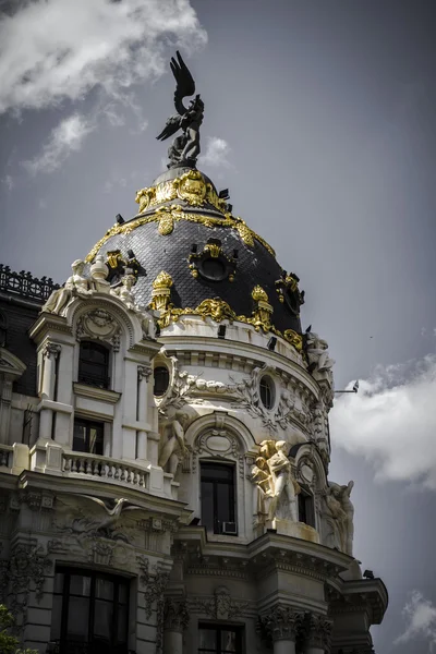 Bancos em Madrid, Espanha — Fotografia de Stock