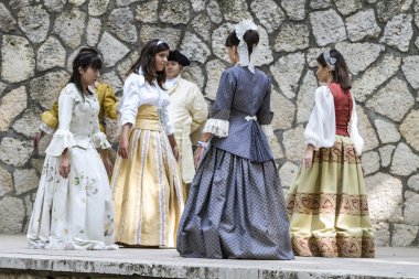 İspanyol klasik ve popüler dans