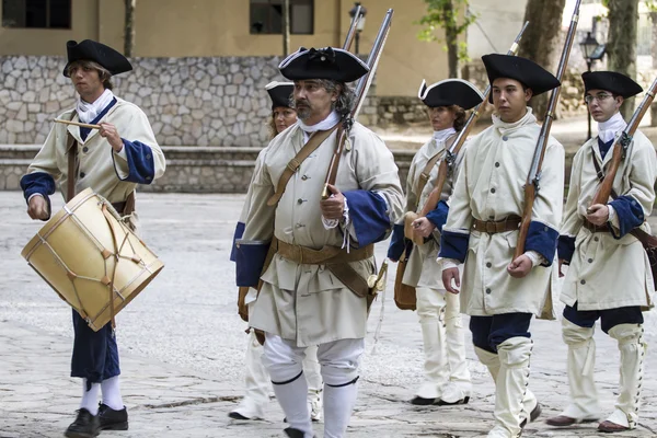 Gardien royal pendant la reconstitution de la guerre de succession — Photo