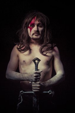 savaşçı ile büyük kılıç