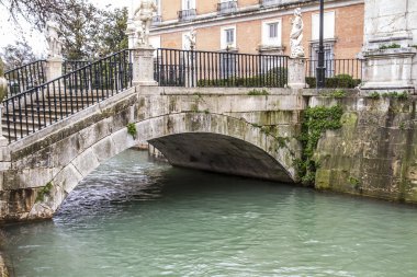 Tajo nehir, köprü.