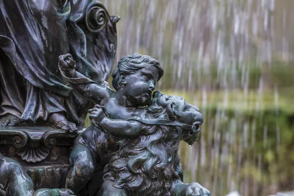 Brunnen des Palastes von aranjuez — Stockfoto