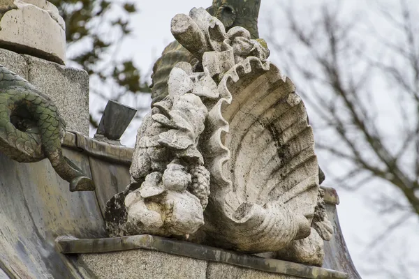 Fontäner av slotten av aranjuez — Stockfoto