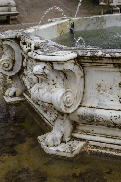 Fountains of the Palace of Aranjuez — Stock Photo, Image