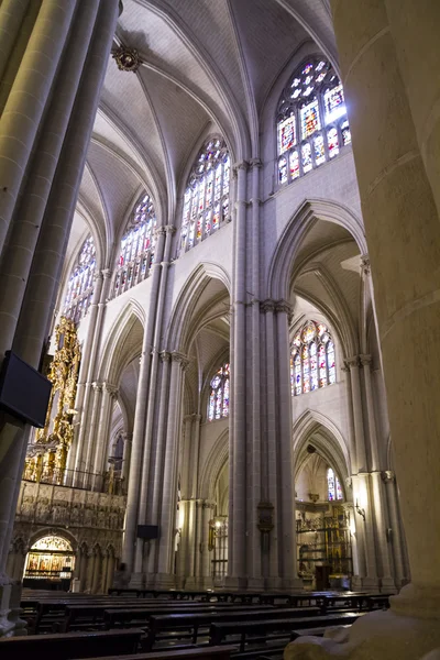 Dentro da catedral de Toledo — Fotografia de Stock