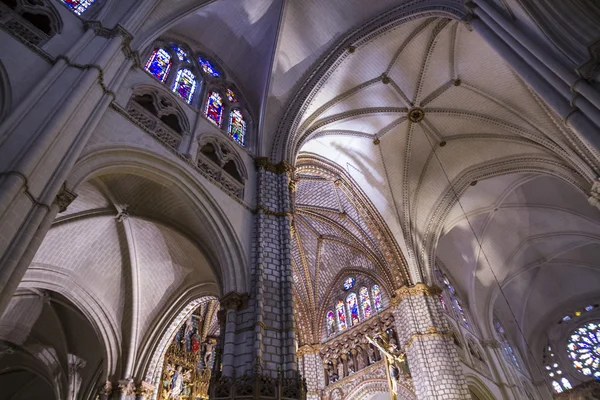 Dentro de la catedral de Toledo — Foto de Stock