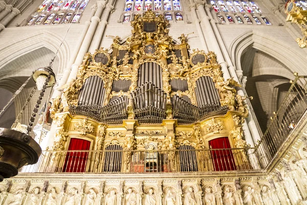 Interieur van de kathedraal toledo — Stockfoto