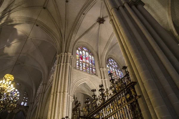 Interno della Cattedrale di Toledo — Foto Stock