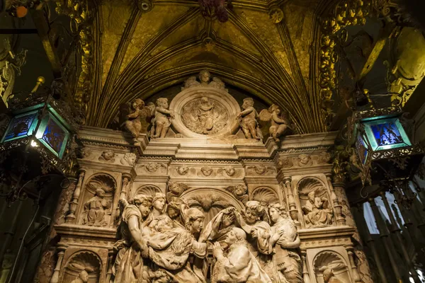 Innenraum der Kathedrale toledo — Stockfoto