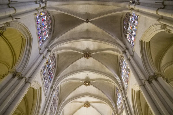 Innenraum der Kathedrale toledo — Stockfoto