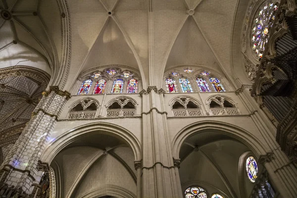 Innenraum der Kathedrale toledo — Stockfoto