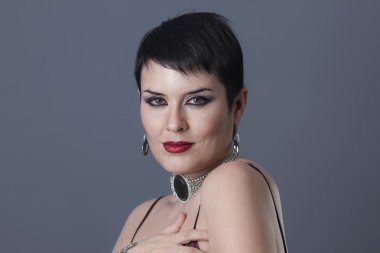 zarif seksi esmer