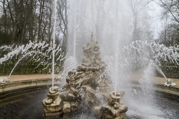 Brunnen des Palastes von aranjuez — Stockfoto