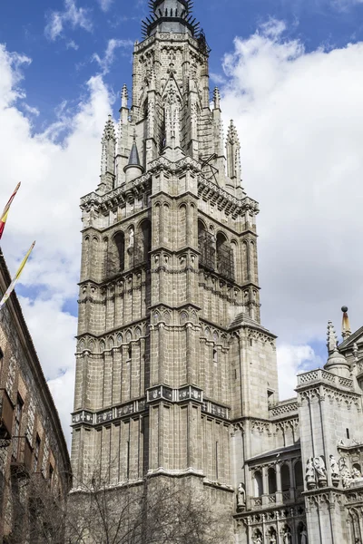 Toledo Cathedral facade — Stock Photo, Image