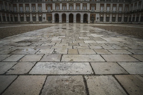 阿兰胡埃斯在西班牙马德里雄伟的宫殿 — 图库照片