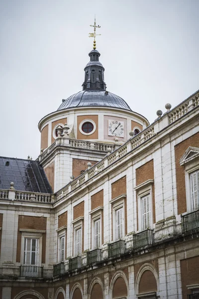Majestatyczny Pałac aranjuez w madrid, Hiszpania — Zdjęcie stockowe