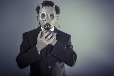Ділова людина в масці gask