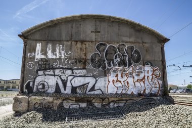 Eski terk edilmiş tren istasyonu