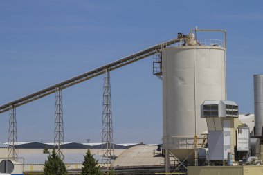 modern sanayi ve rafineri