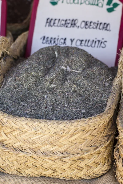 Wicker baskets medicinal herbs — Stock Photo, Image