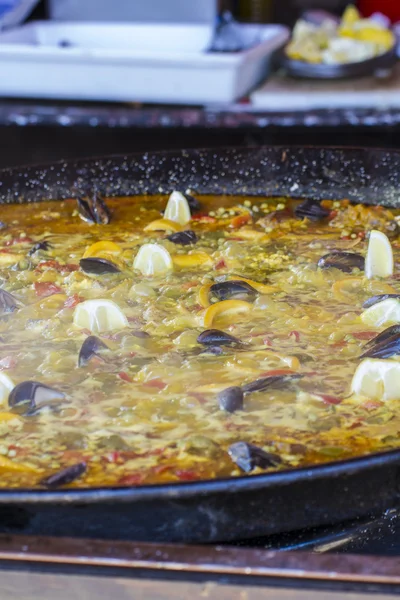 Paella espanhola tradicional — Fotografia de Stock