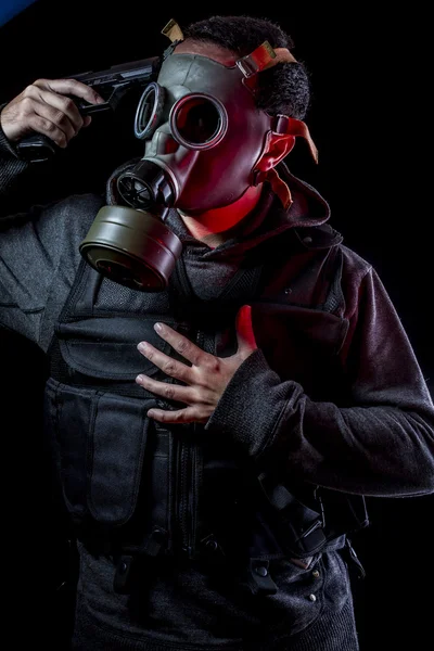 Private detective with gas mask — Stock Photo, Image