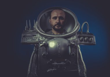 Robot adam alan zırh