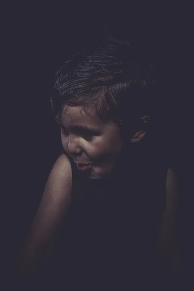 Niño con el pelo divertido —  Fotos de Stock