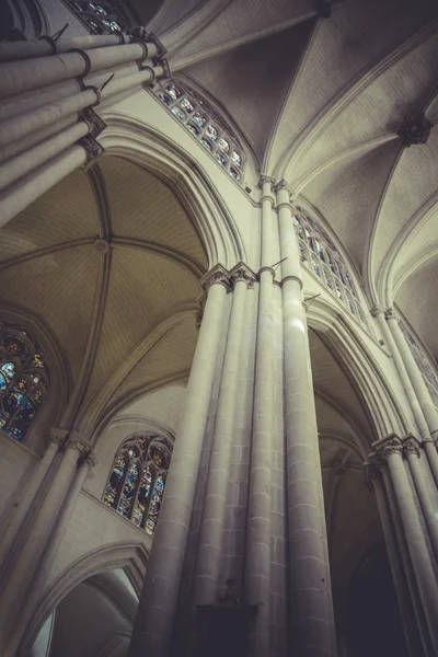 Cathedral interior, gothic style, spanish church — Stock Photo, Image