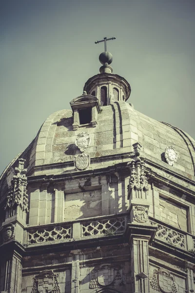 Tornet Toledos katedral, Spanien — Stockfoto