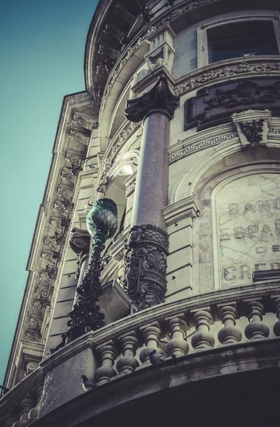 Banco, Imagen de la ciudad de Madrid — Foto de Stock