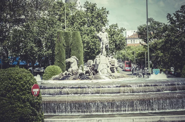 Neptunus fontän i madrid — Stockfoto