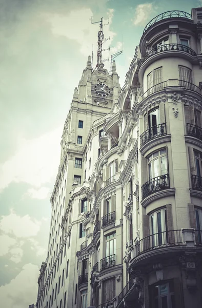 Gran via, bild der stadt madrid — Stockfoto