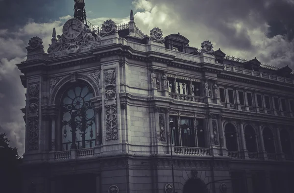 Bank i Spanien i madrid — Stockfoto