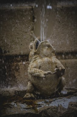 Dekoratif çeşmeler