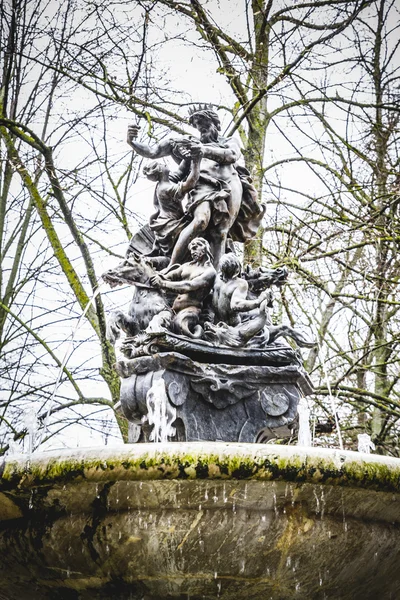 Ornamental fonteinen — Stockfoto