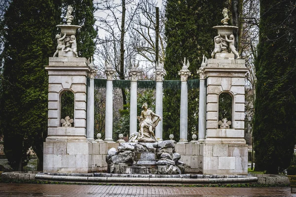 Dekorativa fontäner — Stockfoto