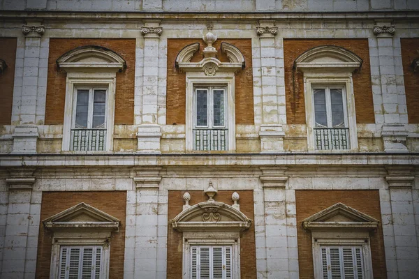 Okrasné fontány paláce aranjuez — Stock fotografie